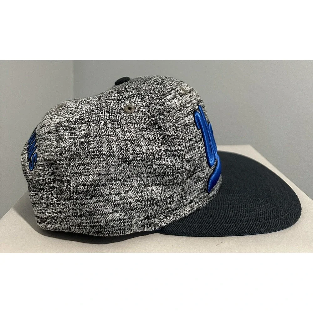 Adidas UCLA Bruins Snapback Cap Hat Embroidered Logo Gray Super Clean